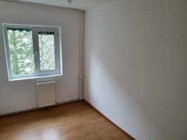 cantacuzino-paltinis-3camere-dec-etaj1-2balcoane-la-59000-euro-23